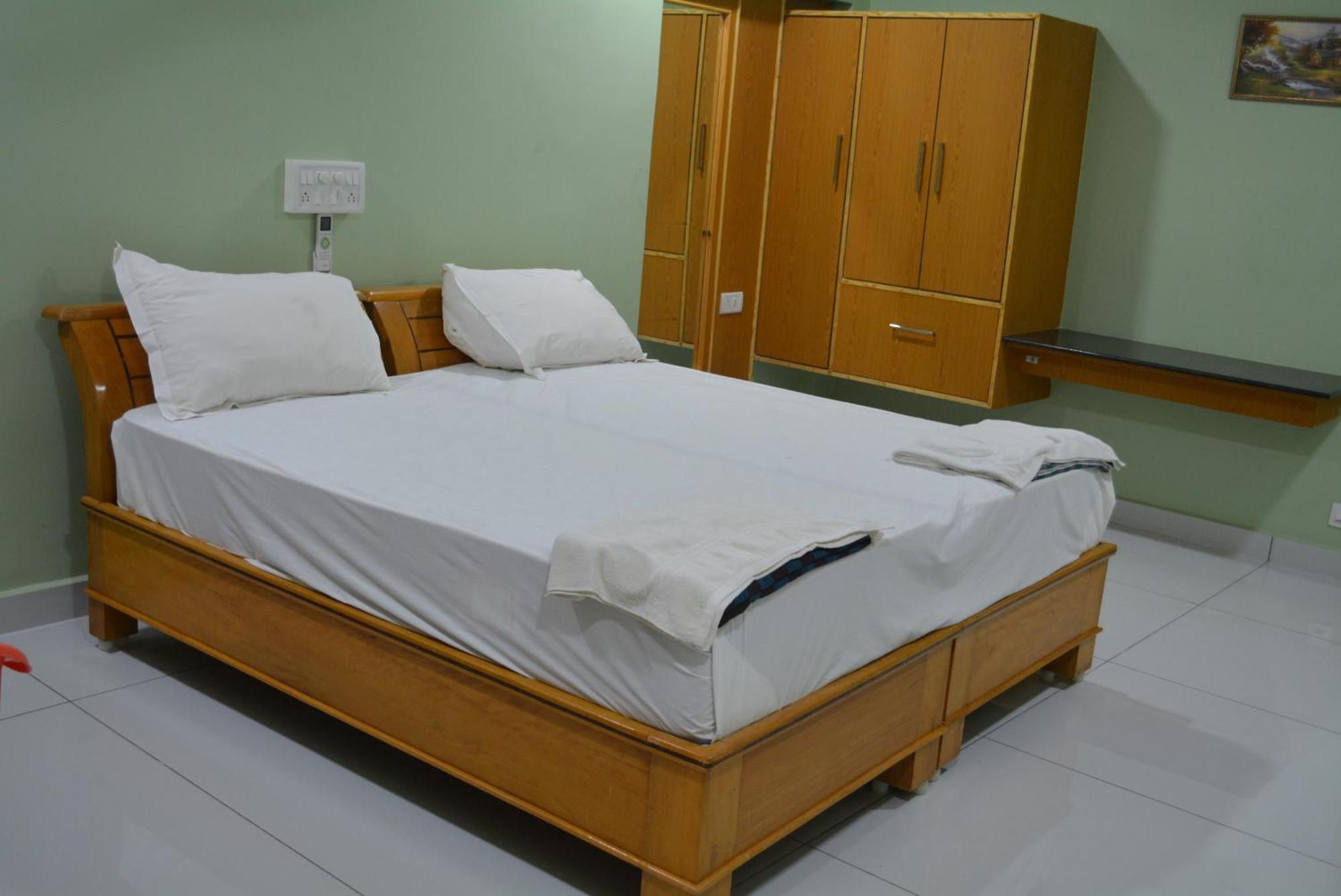 Yanam Resorts ภายนอก รูปภาพ