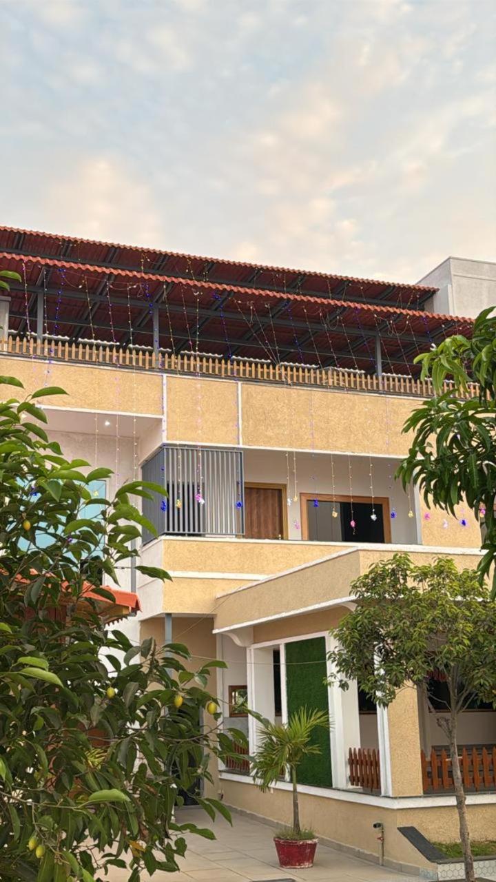 Yanam Resorts ภายนอก รูปภาพ